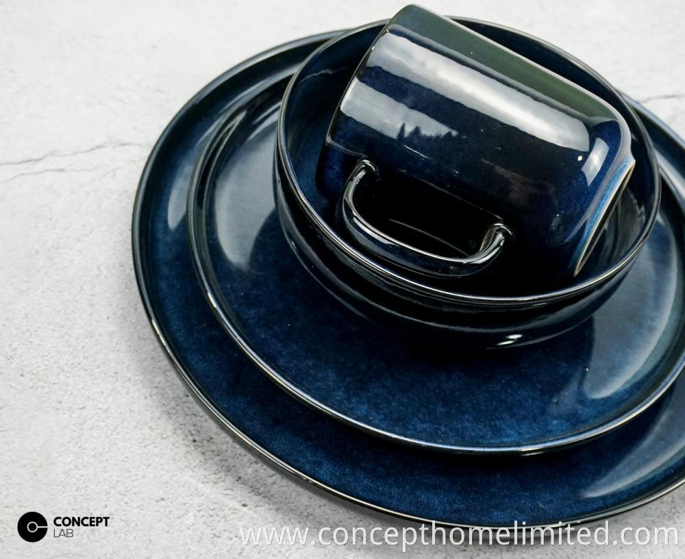 Reactive Glazed Stoneware Dinner Set In Dark Blue Ch22067 G03 4